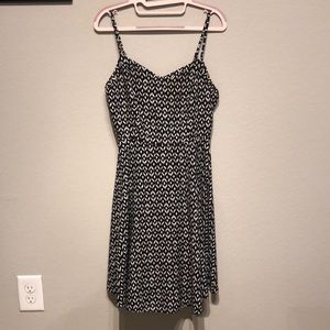 Cute black and white summer dress!